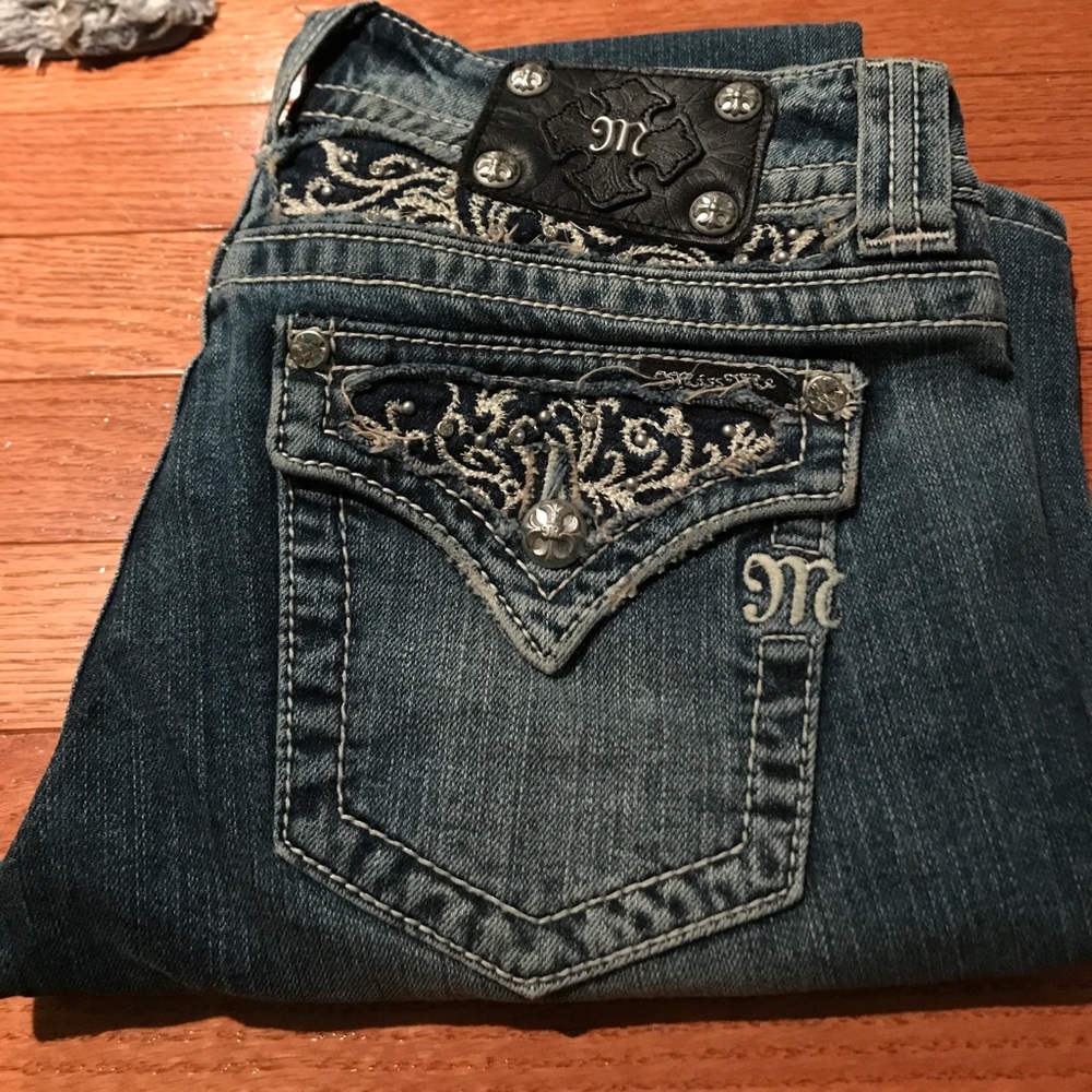 Miss me book cut jeans