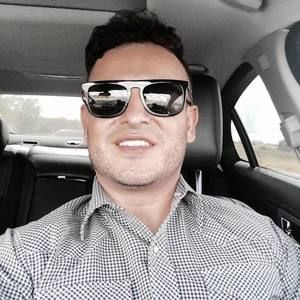 Meet your Posher, R alberto