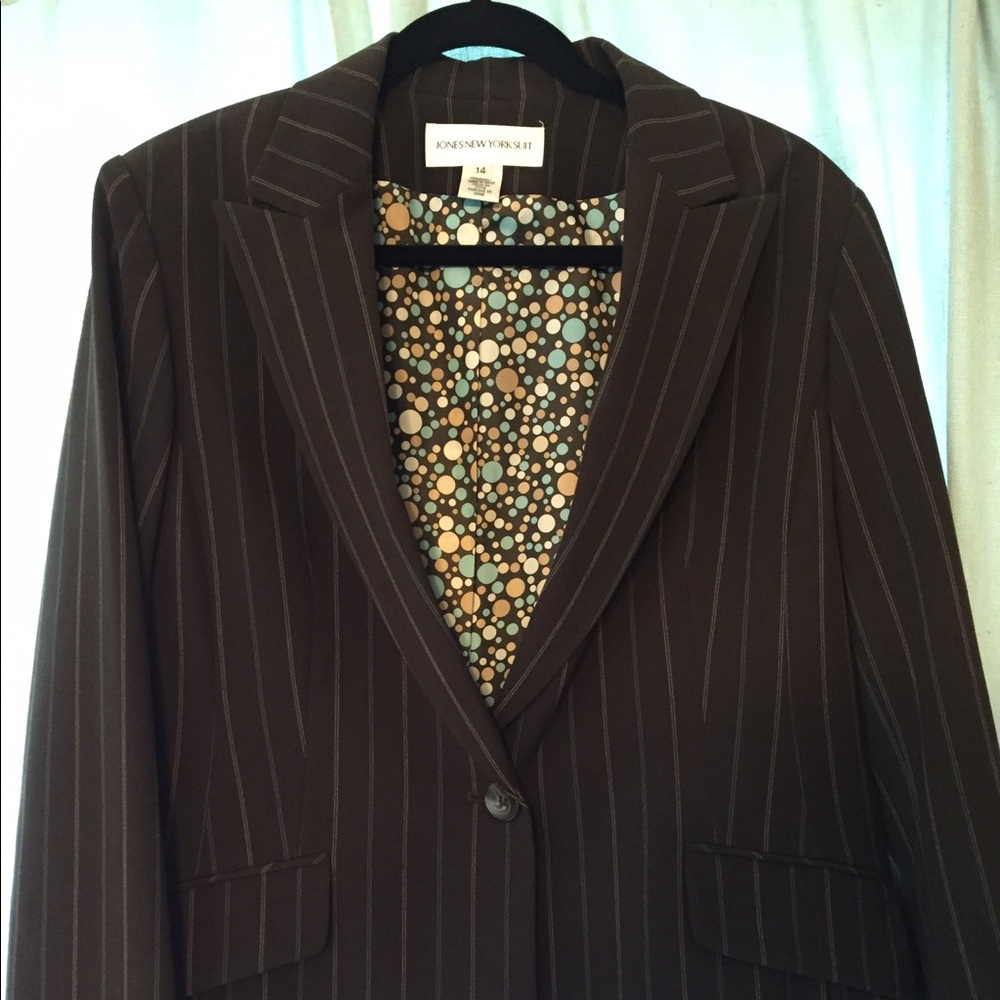 Jones New York Suit, brown w/ pinstripes, size 14
