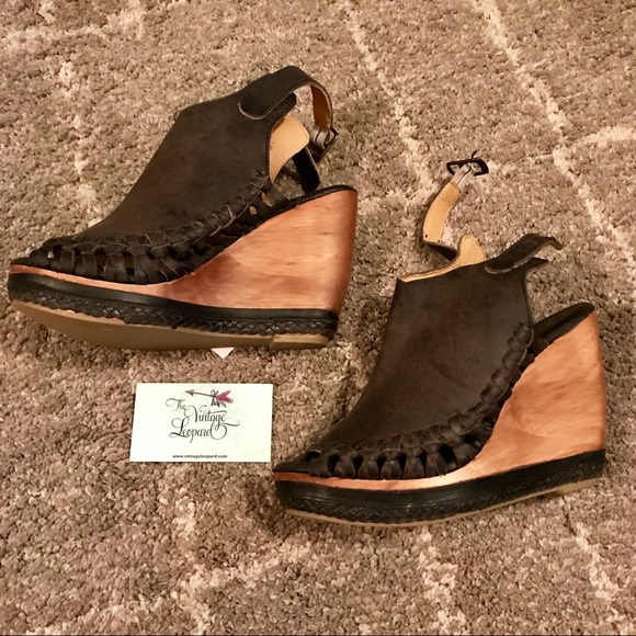 volatile sandals size 5 4 volatile shoes boutique wedges size 7 volatile sandals size 5 4 volatile shoes boutique wedges size 7