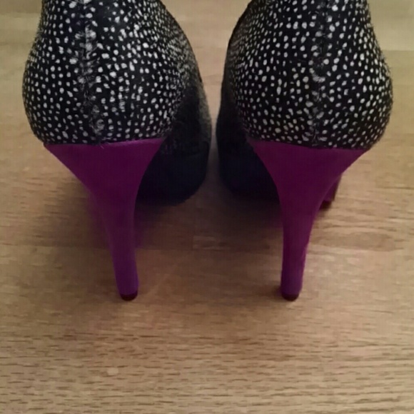 Enzo Angiolini NWOT 5" heel. - Picture 2 of 3