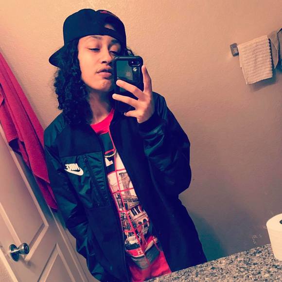 Meet your Posher, Cathy - Picture 1 of 1