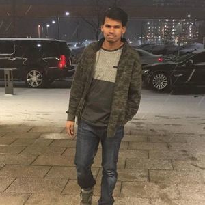 Meet your Posher, Akhilesh