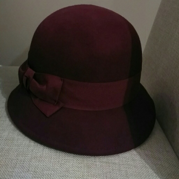 Women\'s Wool Hat (NEW/Never worn or tried on)