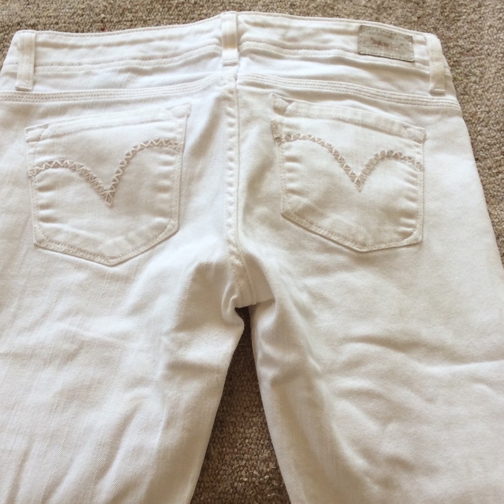Levi's - Picture 4 of 5