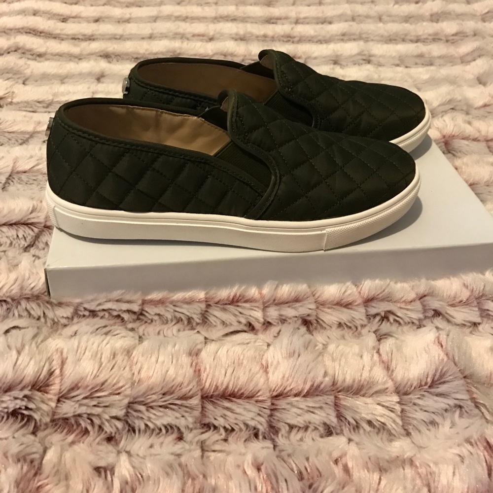 Steve Madden Ecntcqt