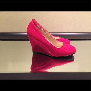 Pierre Dumas red wedge heels