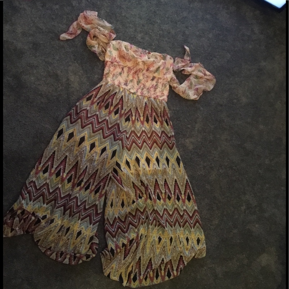 Strapless American rag jumpsuit tie back(unique)