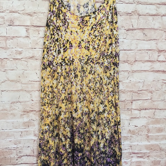 • Gap • Sleeveless Halter Floral Ombré Dress - Picture 5 of 6
