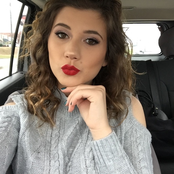 Meet your Posher, Venie - Picture 1 of 1