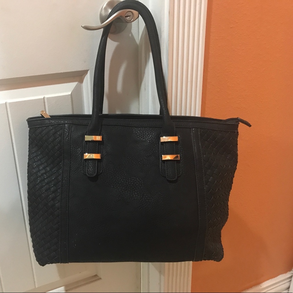 Charming Charlie Purse