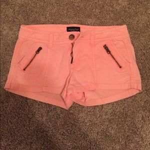 American Eagle shorts with zippers near pocket