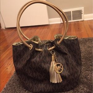 Michael Kors large leather shoulder bag