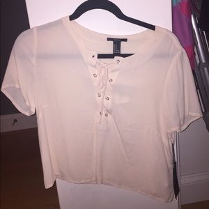 BRAND NEW LACED UP T-SHIRT