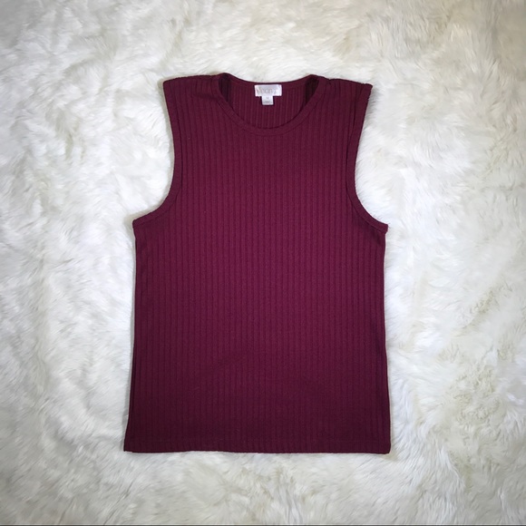Sleeveless Ribbed Top - Picture 3 of 4