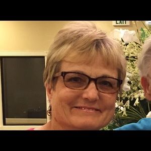 Meet your Posher, Janis