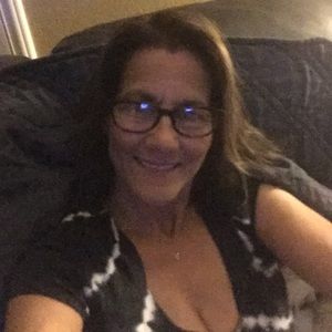 Meet your Posher, Jeanne