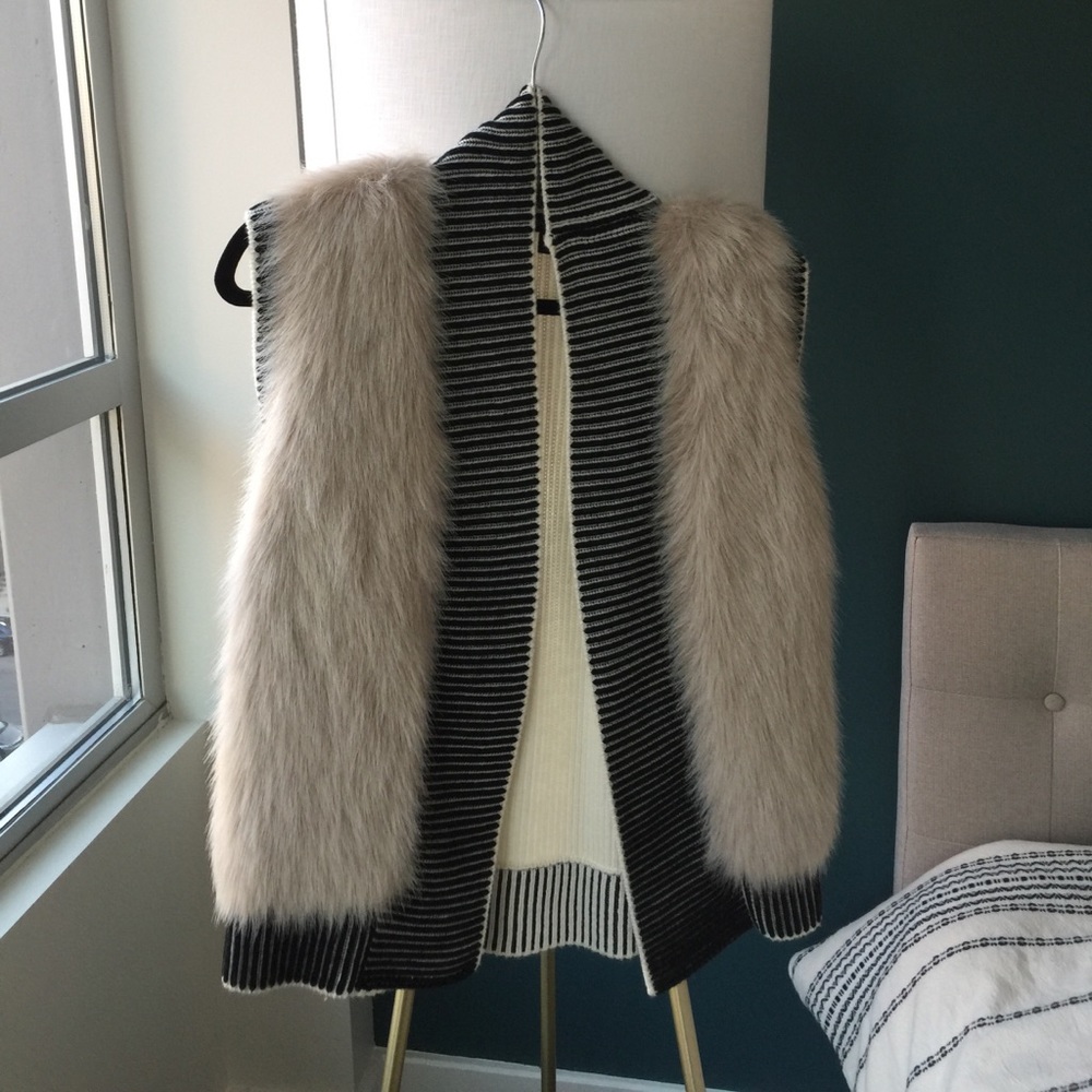 Banana Republic Faux Fur Knit Vest