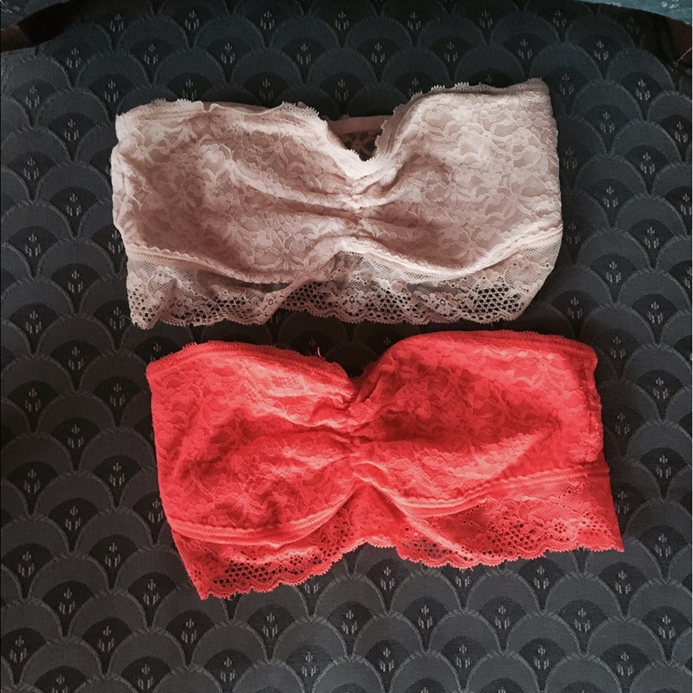 2 Lace Bandeaus