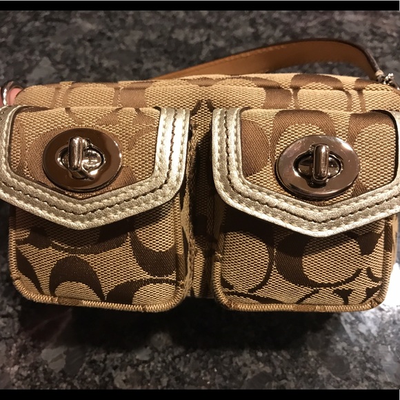 Coach Purse - Picture 2 of 6