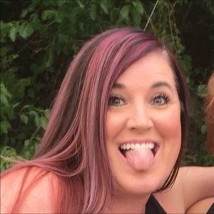 Meet your Posher, Dana