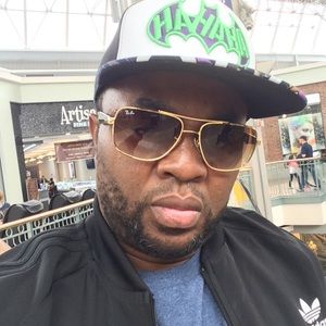 Meet your Posher, Styrin