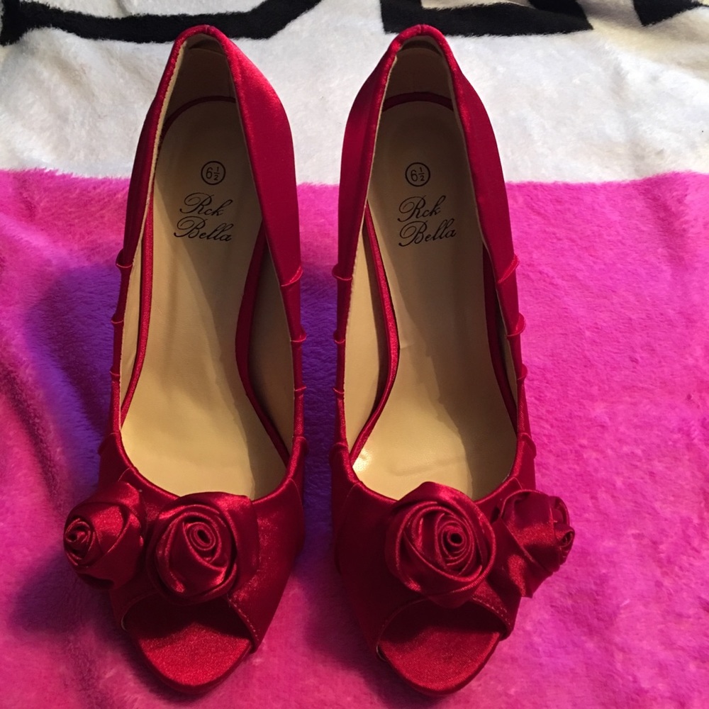 Red 👠heel (beautiful)