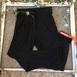 NWT PLEIONE Lounge Pants, Black, M.