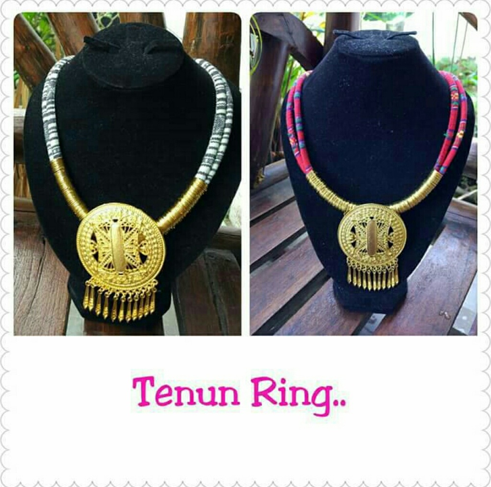 Gergorious Necklace Tenun Ring