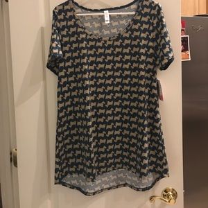 Lularoe Large classic T