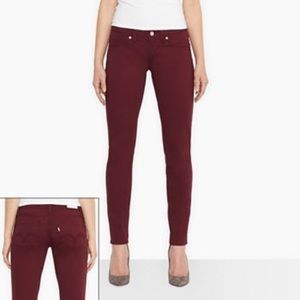 ➕NEW LISTING➕Levi's Burgundy Pants