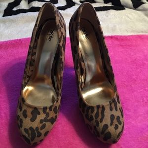 Animal print heel