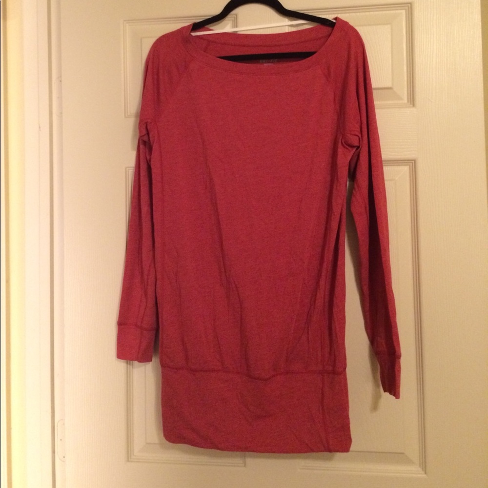 Banded LS Nike tee