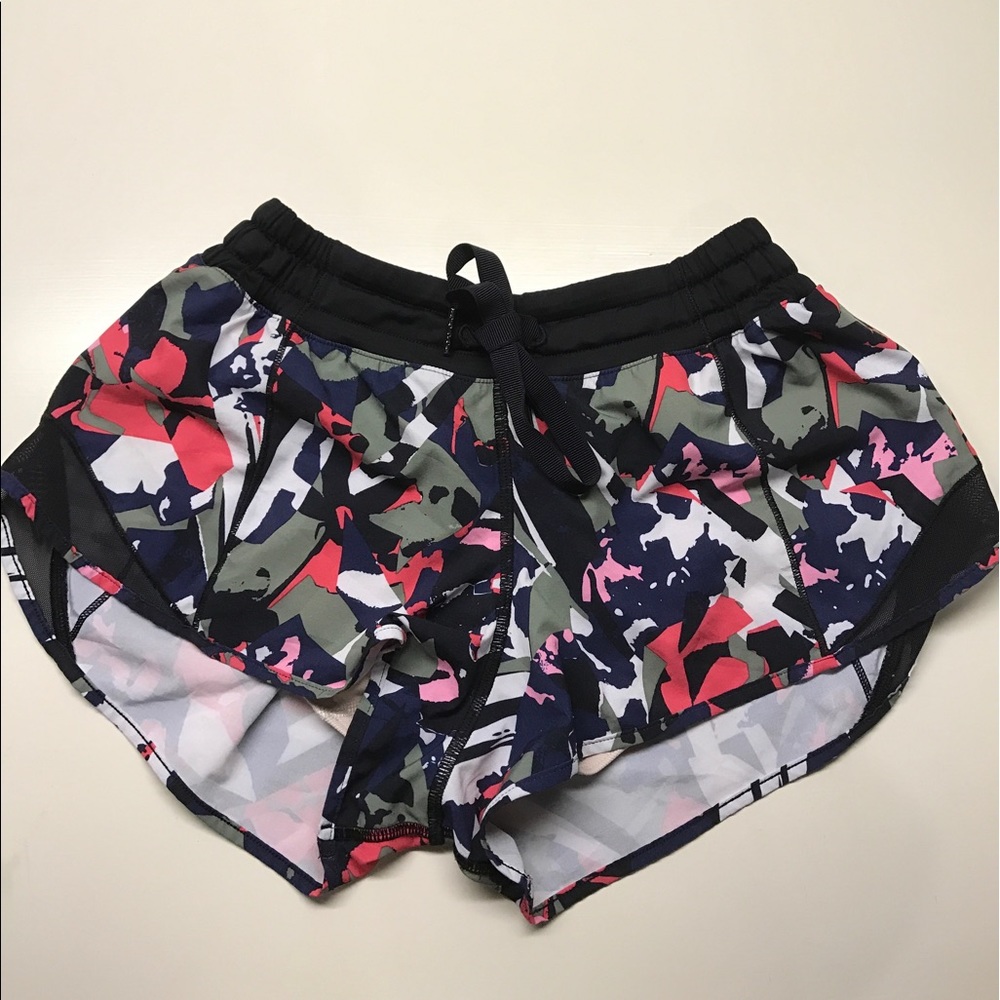 Lulu lemon hotty hot shorts