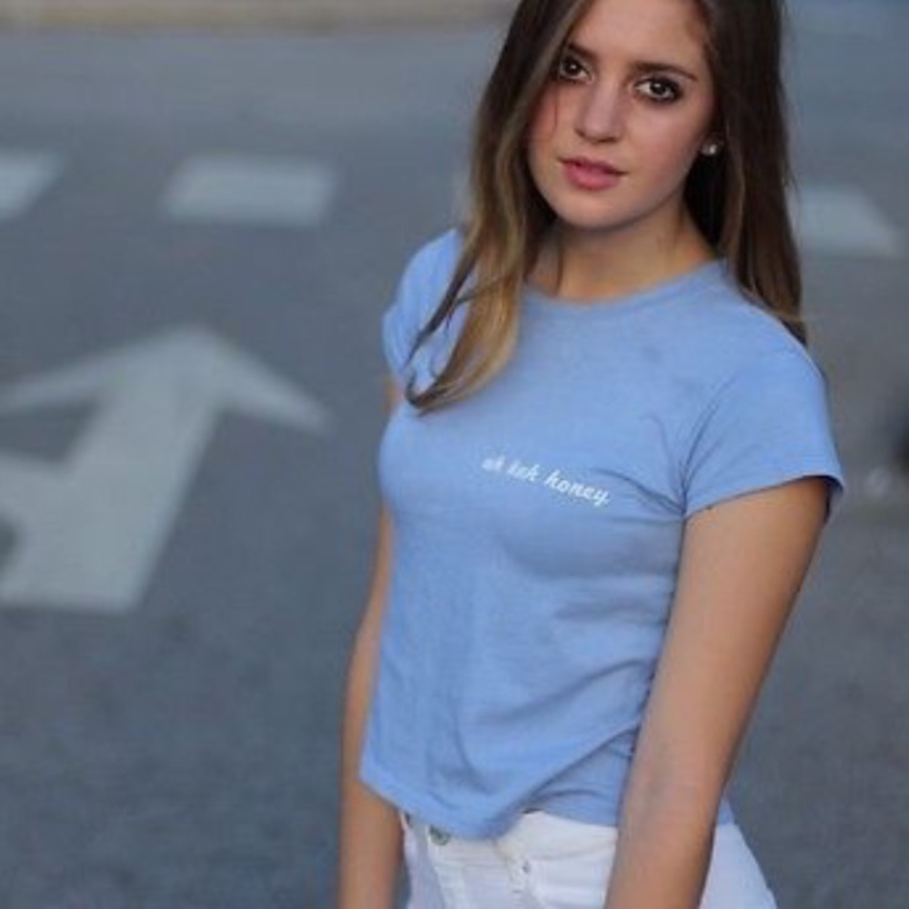 Brandy Melville "uh huh honey" crop top
