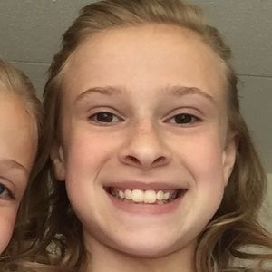 Meet your Posher, Leeann