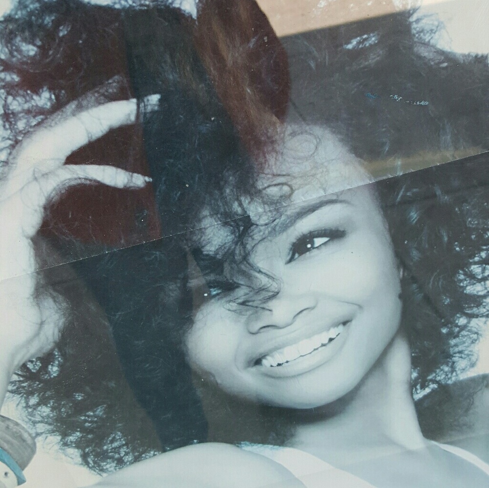 Meet your Posher, Shirletta