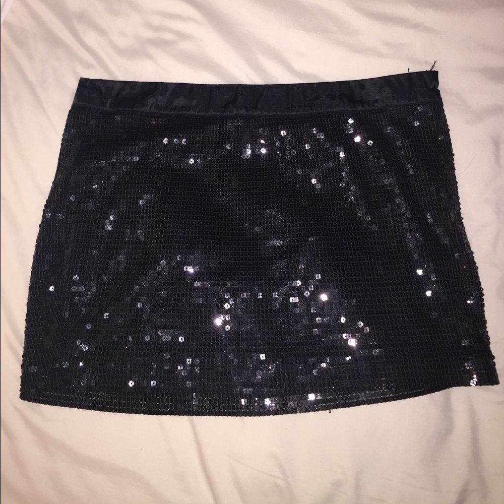 ✨SALE ✨Sequin Skirt | Forever 21 | Size L | LW