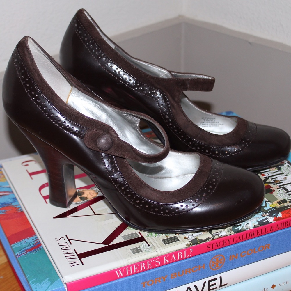 Jessica Simpson "Fraggle" Pump