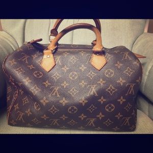Louis Vuitton Speedy 30