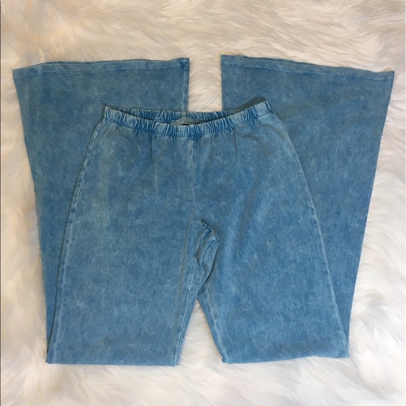 1 Small Left✔️Blue Mineral Washed Bell Bottoms - Picture 5 of 8