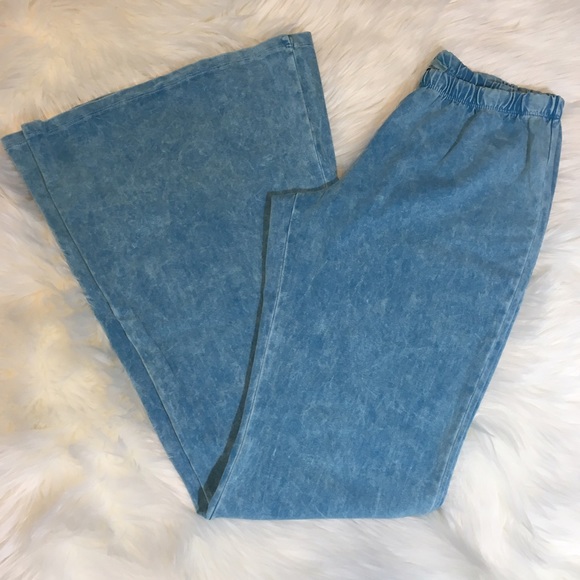 1 Small Left✔️Blue Mineral Washed Bell Bottoms - Picture 7 of 8