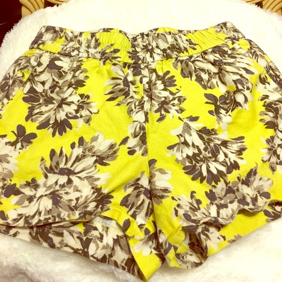 J. Crew women's linen shorts Size 0 - Picture 3 of 4