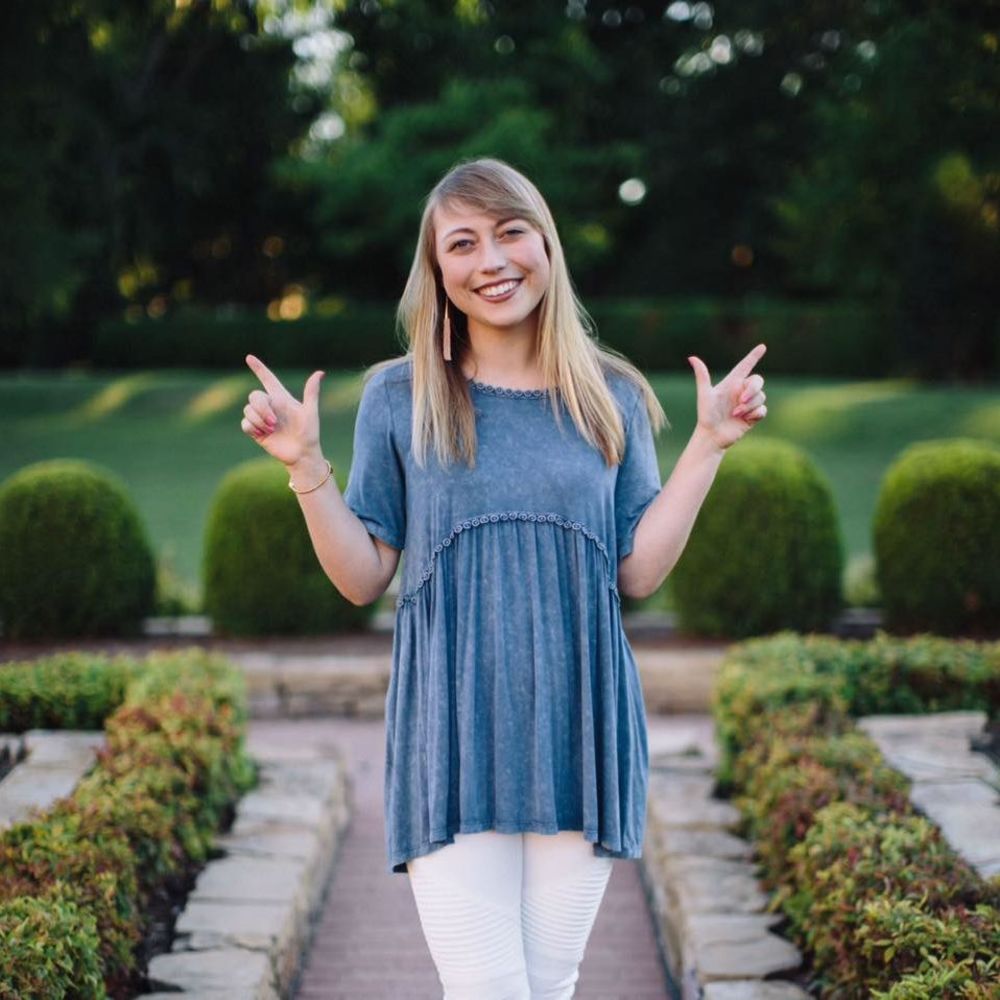 Meet your Posher, Annie