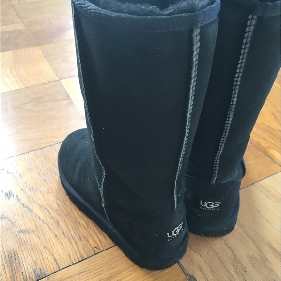 NWOT Ugg Black Size 5 - Picture 3 of 6
