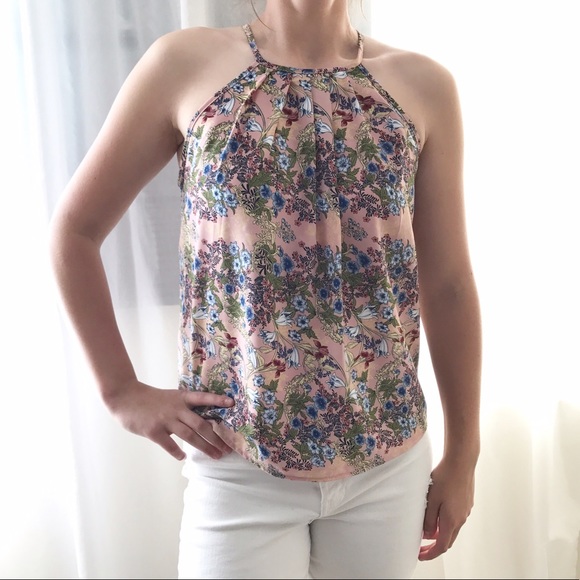 Garden Floral Keyhole Pleat Front Racerback Top - Picture 4 of 6