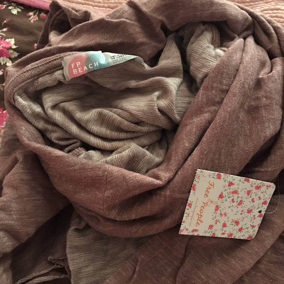 NEW FP BEACH Cocoon Neck xs/s - Picture 2 of 4