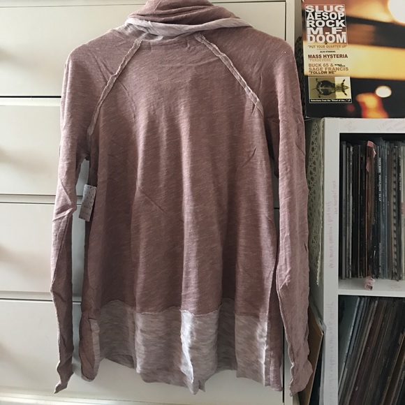 NEW FP BEACH Cocoon Neck xs/s - Picture 3 of 4