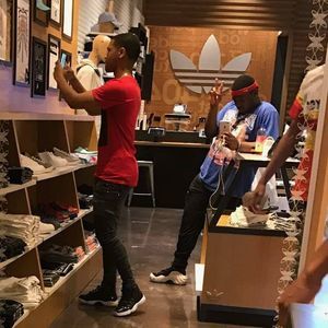 Meet your Posher, Malik