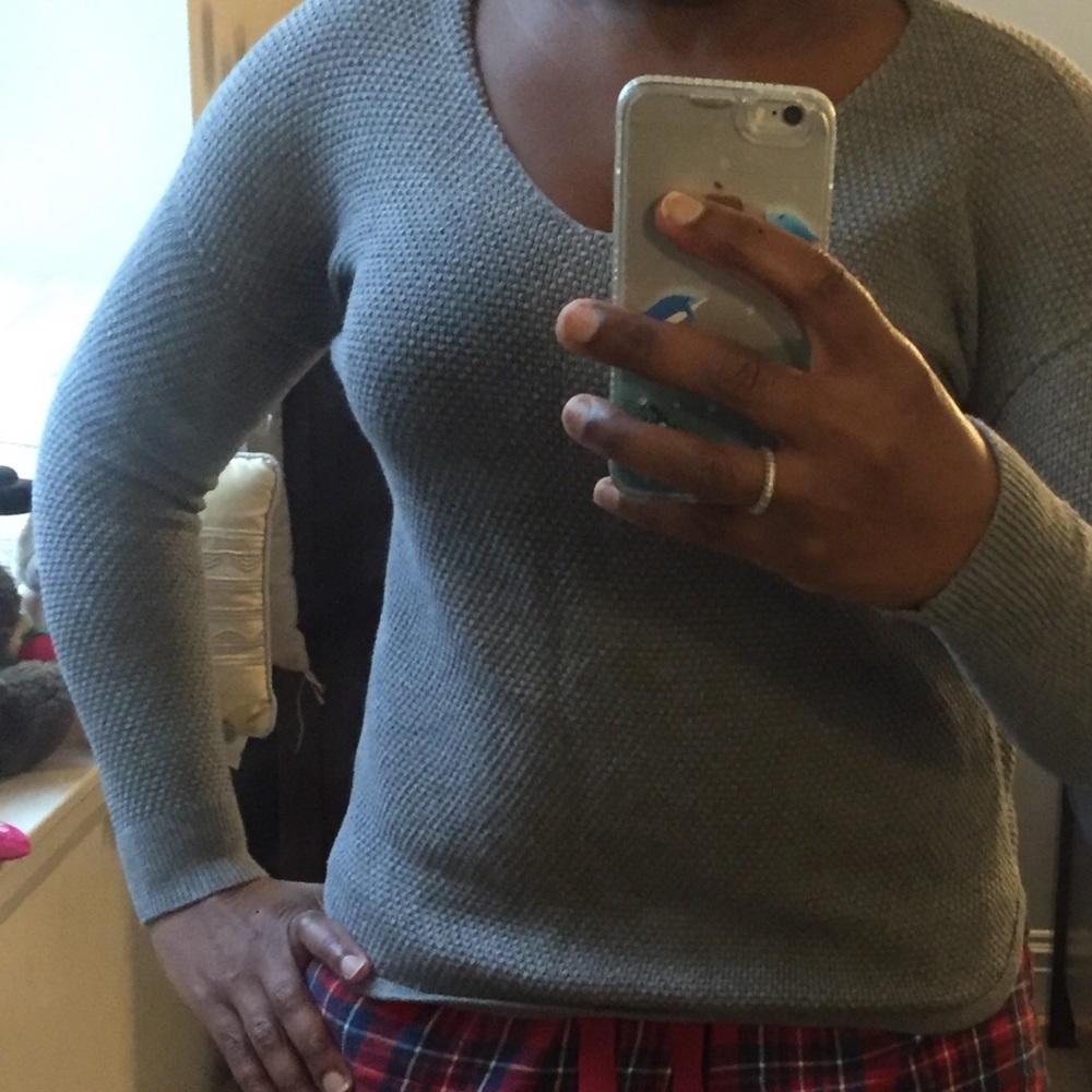 Sweater - Picture 2 of 4